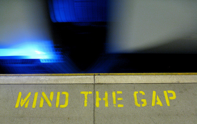 Mind the Gap flickr image by limaoscarjuliet